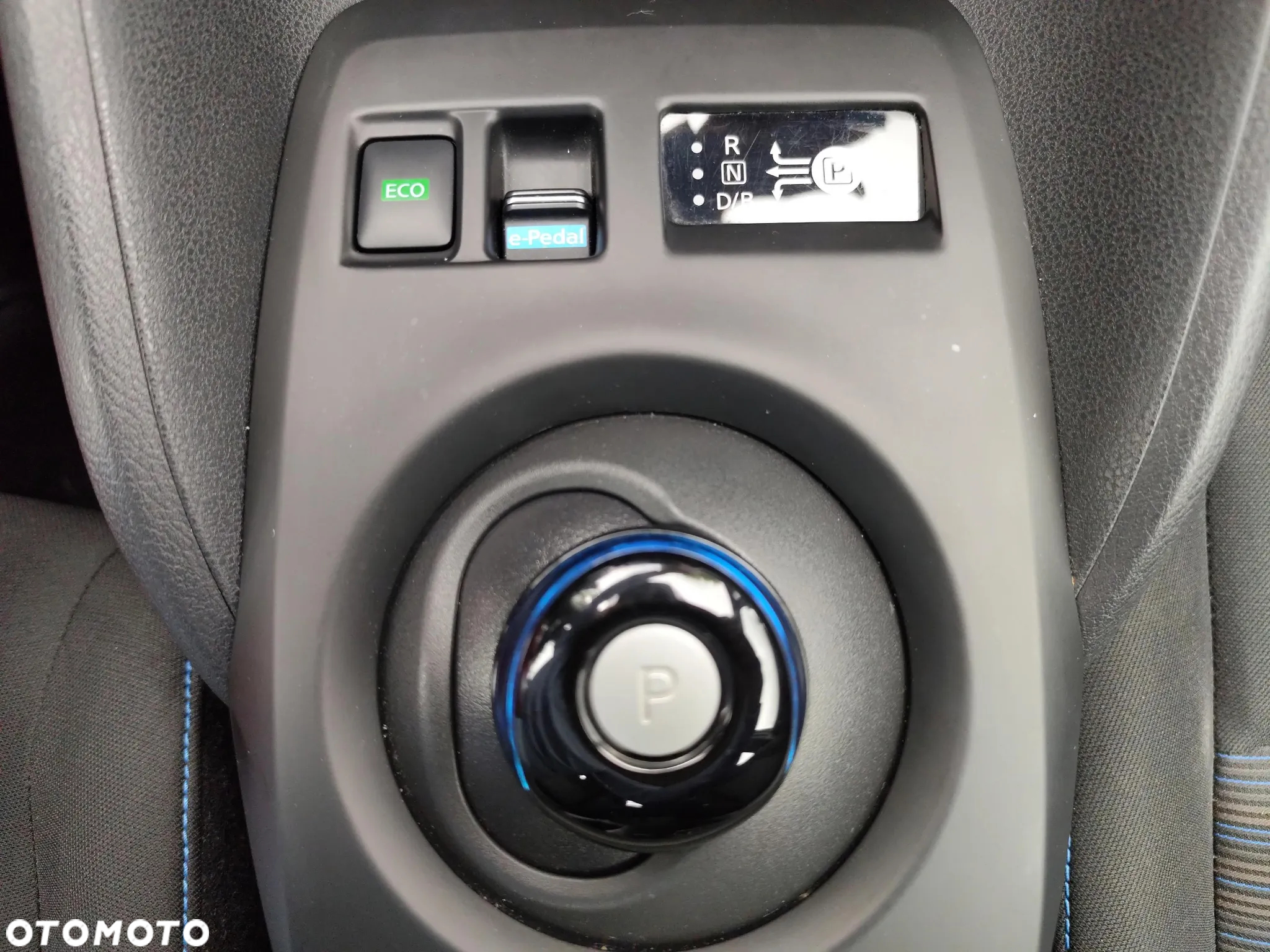 Nissan Leaf 40kWh Acenta (6.6 kW) - 25