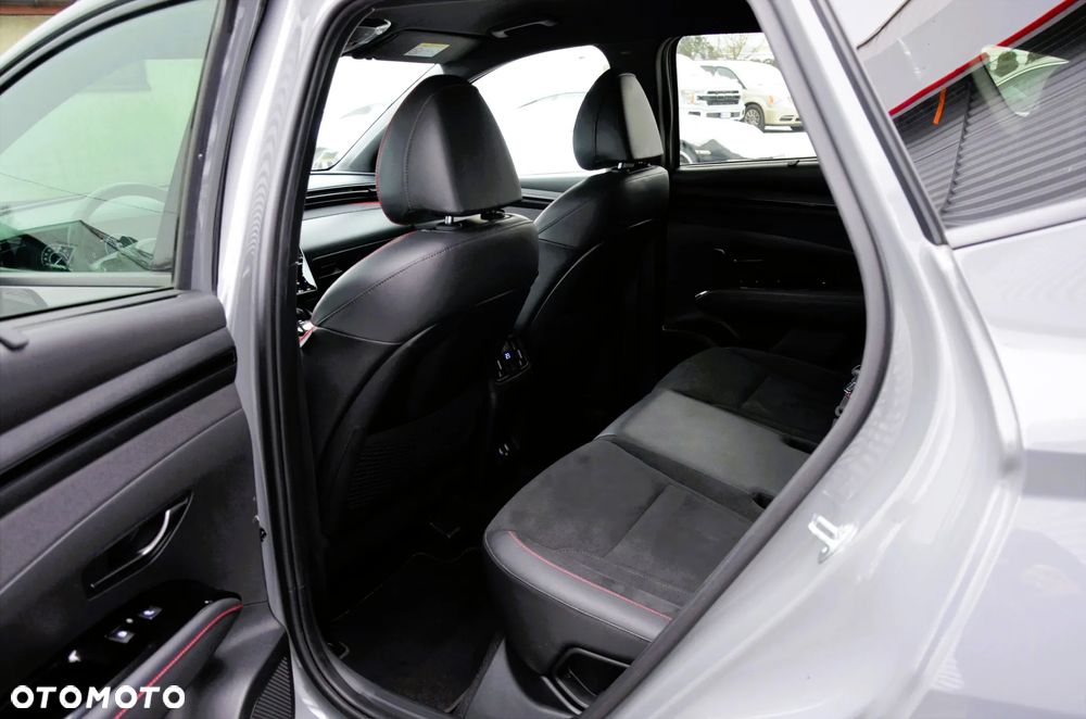 Hyundai Tucson 1.6 CRDi 48V-Hybrid 2WD DCT N Line - 14