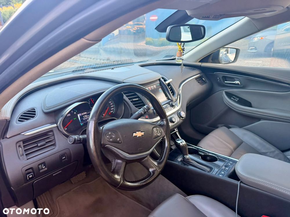 Chevrolet Impala - 6