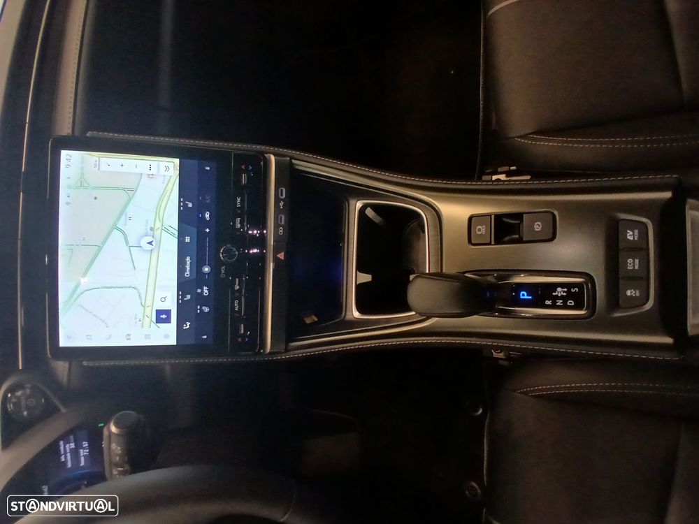 Lexus LBX Relax - 17