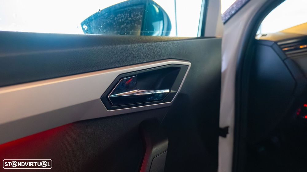 SEAT Arona 1.0 TSI FR - 14