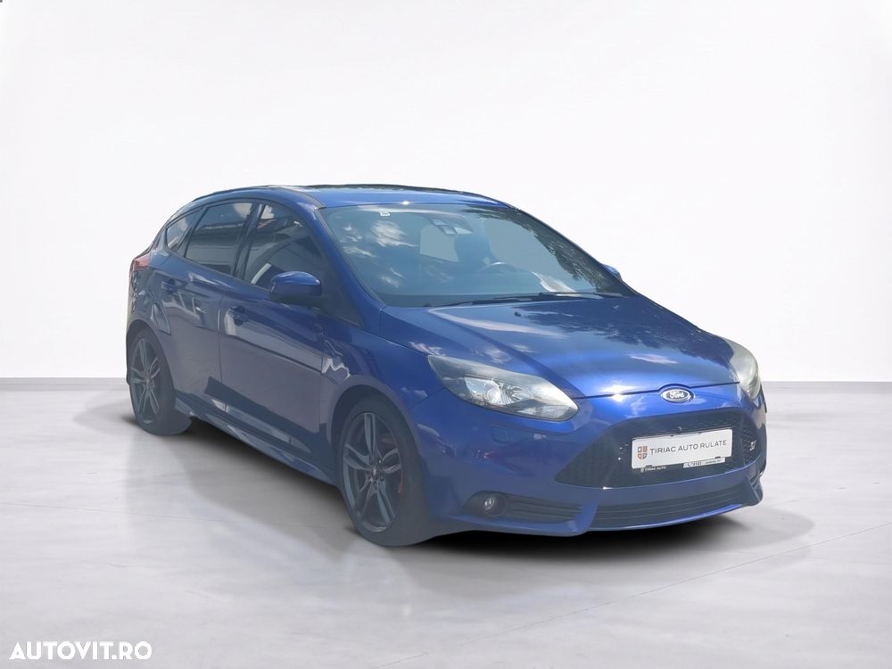 Ford Focus - 8