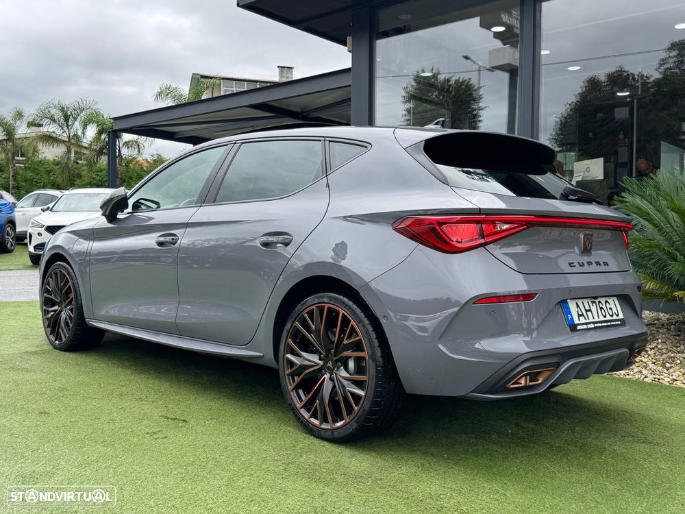Cupra Leon 1.4 e-Hybrid VZ DSG - 16