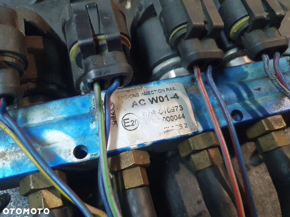 LISTWA LPG GAZU WTRYSKOWA ACW014 67R010973 POSIADAM 2 SZT - 2
