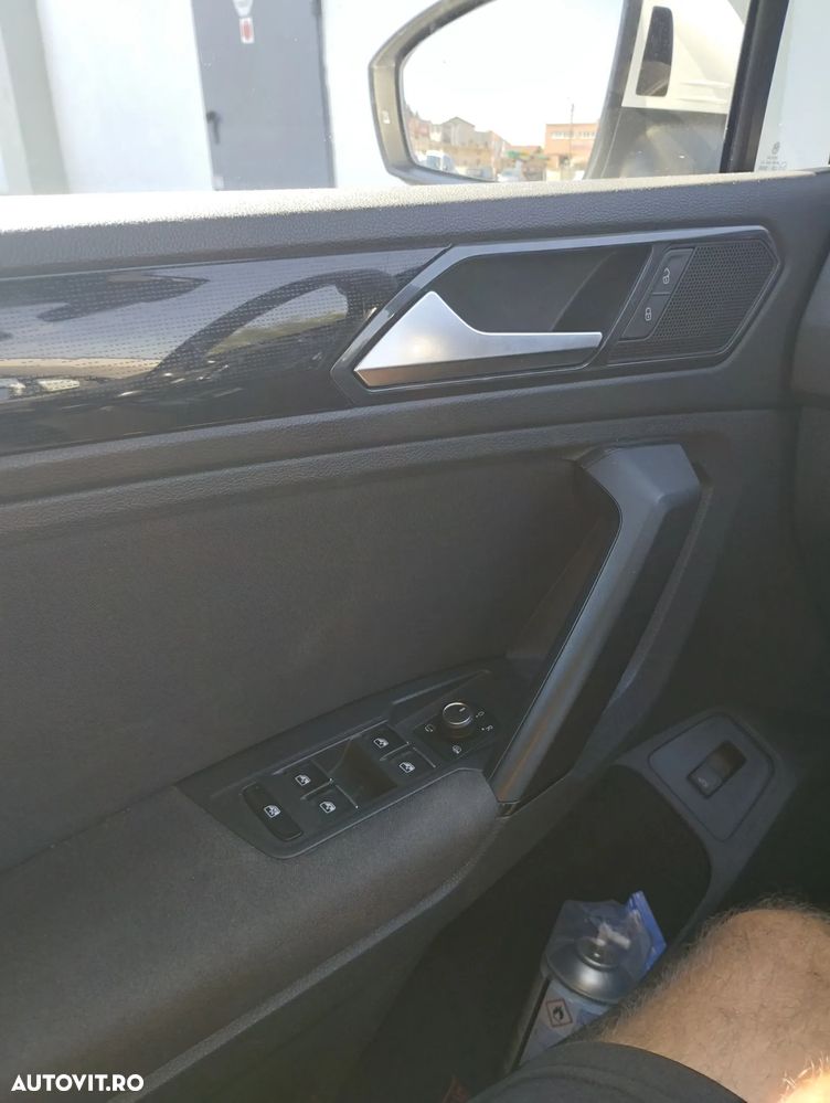 Volkswagen Tiguan 2.0 TDI SCR 4MOTION (BlueMotion Techn.) DSG Sound - 5