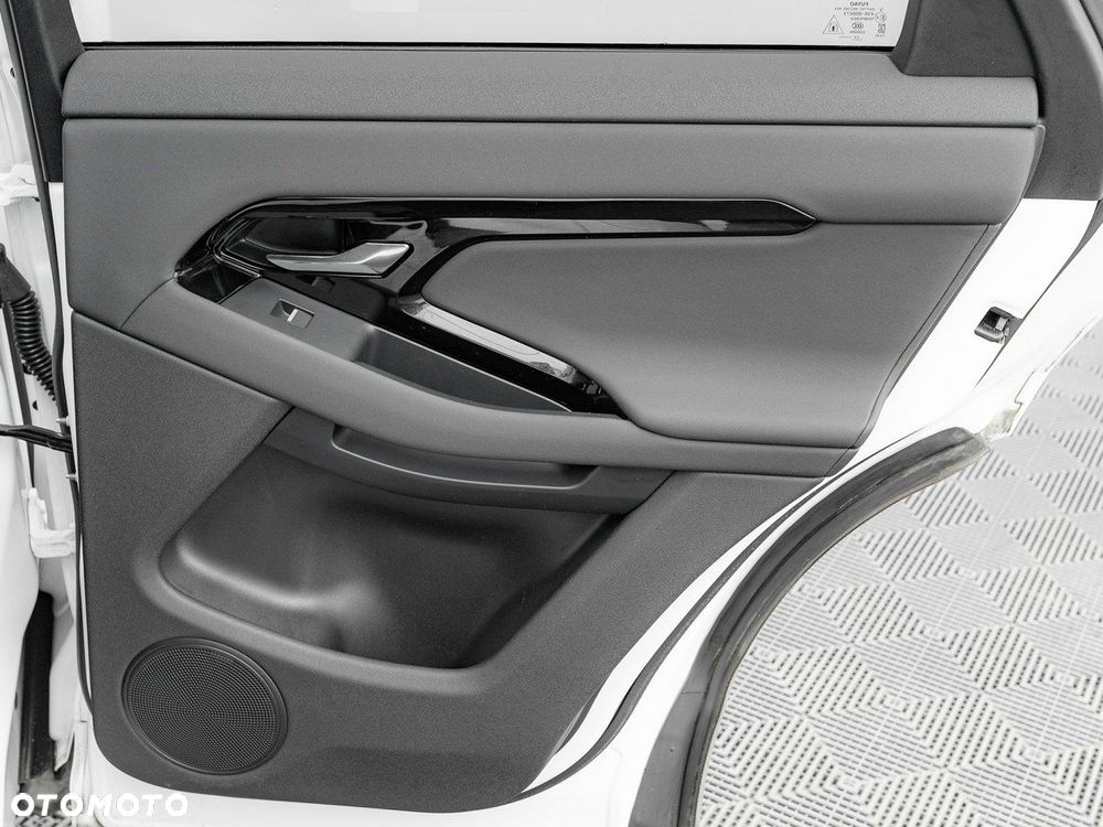 Land Rover Range Rover Evoque - 27