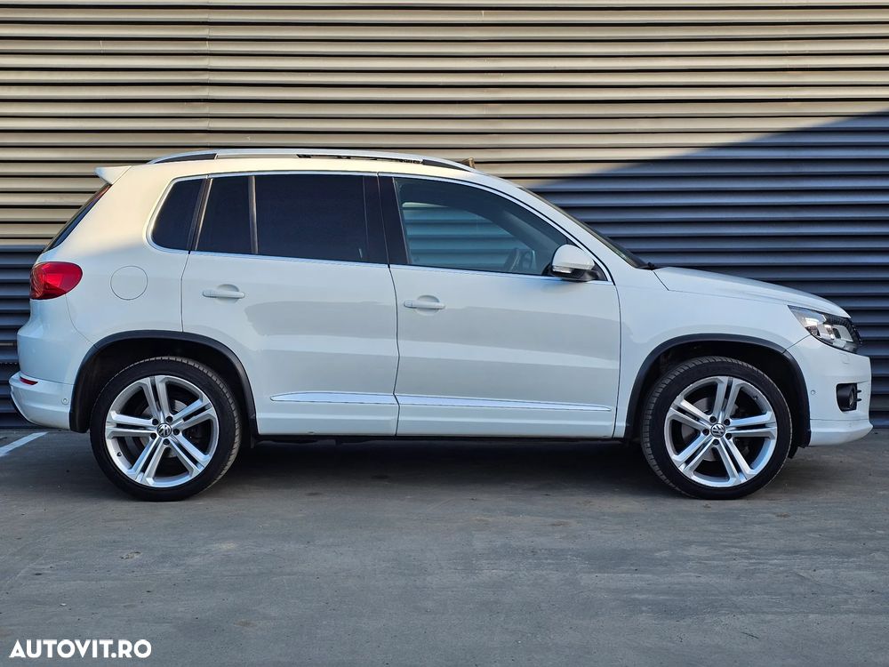 Volkswagen Tiguan 2.0 TDI DPF 4Motion BlueMotion Technology DSG Sport & Style - 14
