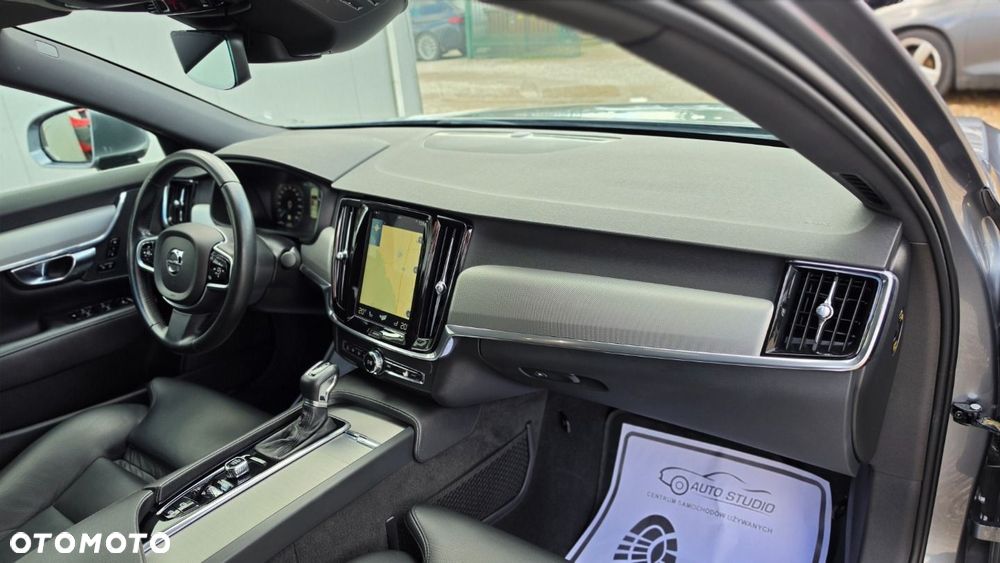 Volvo S90 - 9