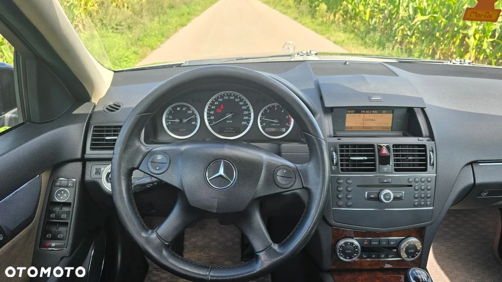 Mercedes-Benz Klasa C 200 CDI Classic - 17