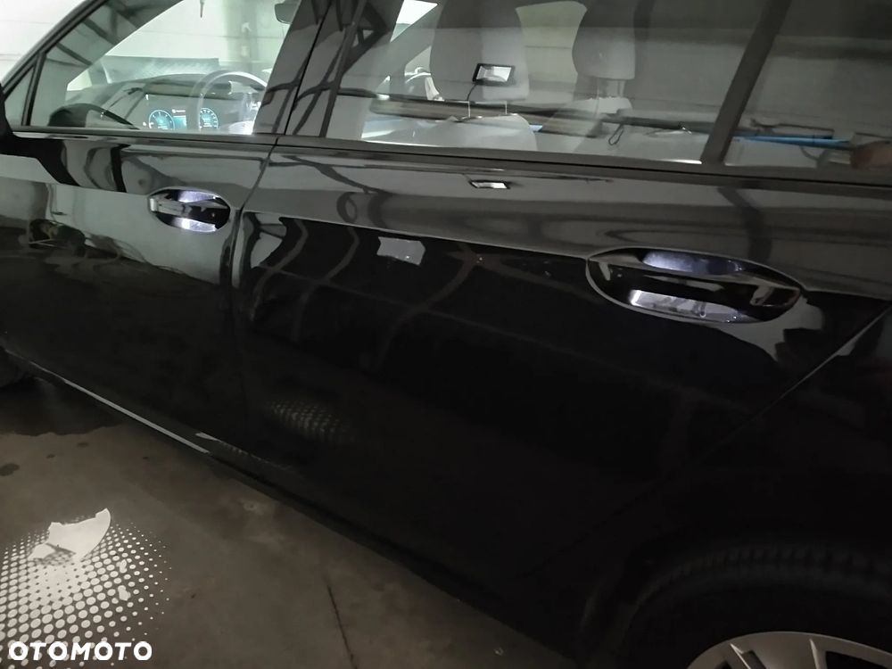 Volkswagen Golf 2.0 TDI Life - 28