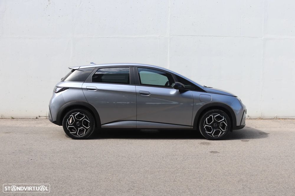 BYD Dolphin 60.4 kWh Comfort - 28