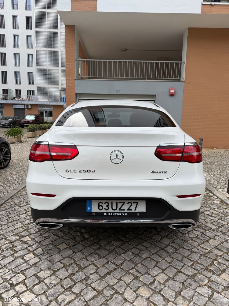 Mercedes-Benz GLC 250 d Coupé AMG Line 4-Matic - 2