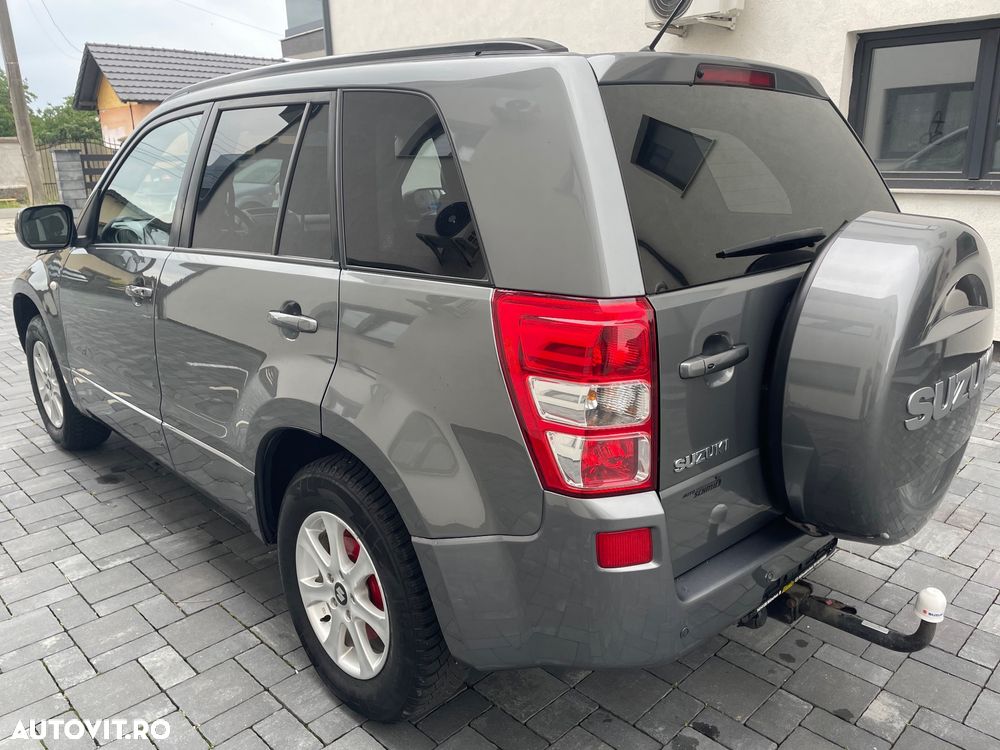 Suzuki Grand Vitara 2.0 Automatik Comfort Family - 4