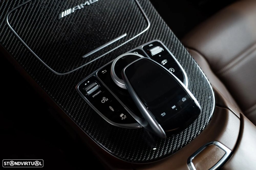 Mercedes-Benz E 63 AMG S 4Matic+ 9G-TRONIC - 26