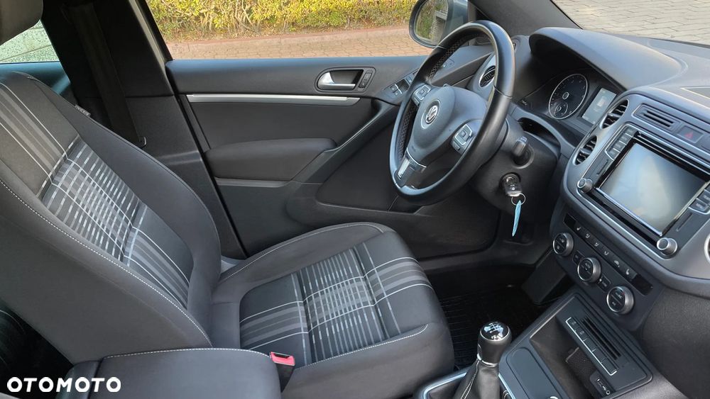 Volkswagen Tiguan 1.4 TSI BlueMotion Technology Lounge Sport & Style - 10