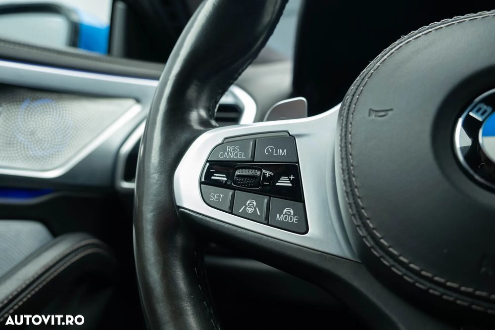 BMW M8 M850i xDrive AT - 17