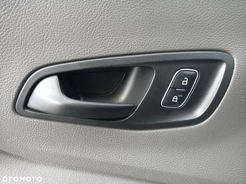 Ford Transit 130KM Kontener Izoterma Winda 750kg - 24
