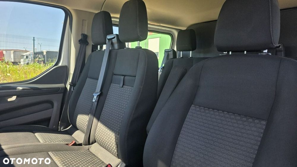Ford Transit Custom - 13