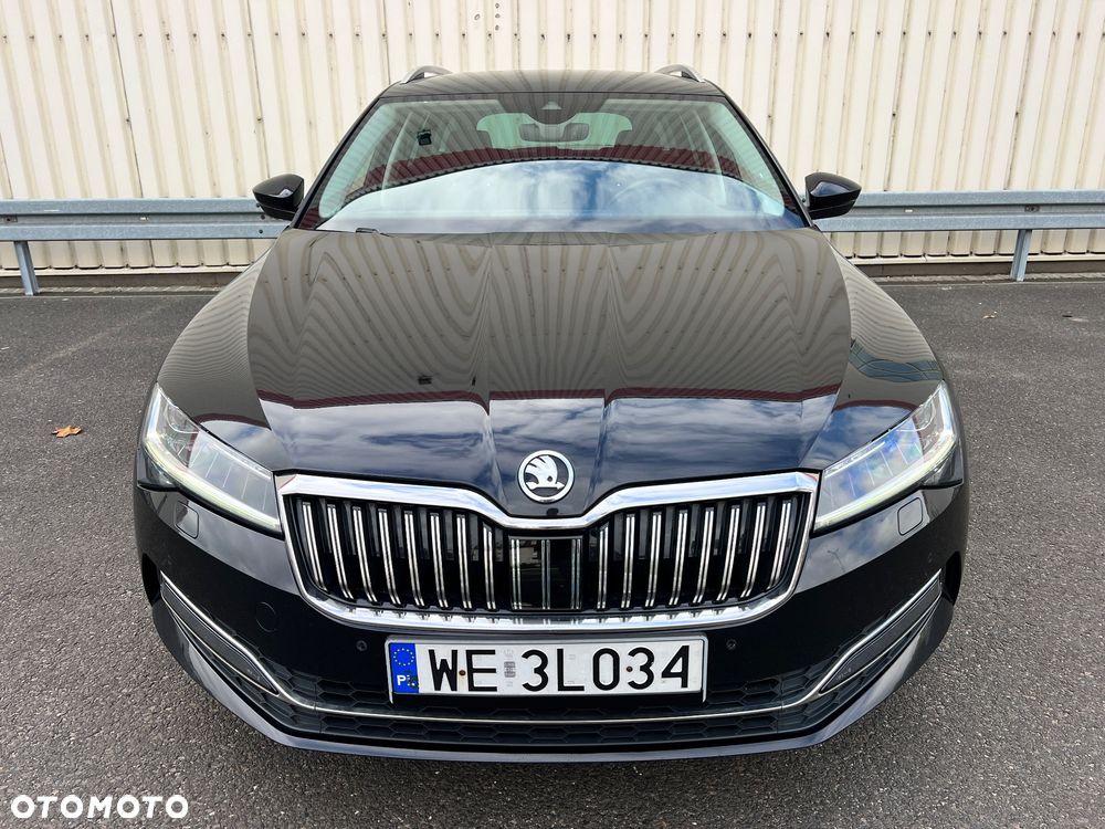 Skoda Superb 2.0 TDI SCR 4x4 Style DSG - 8