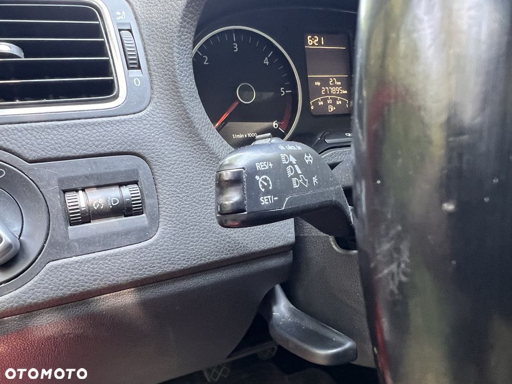 Volkswagen Polo 1.6 TDI DPF Trendline - 25