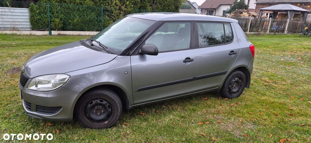 Skoda Fabia - 10