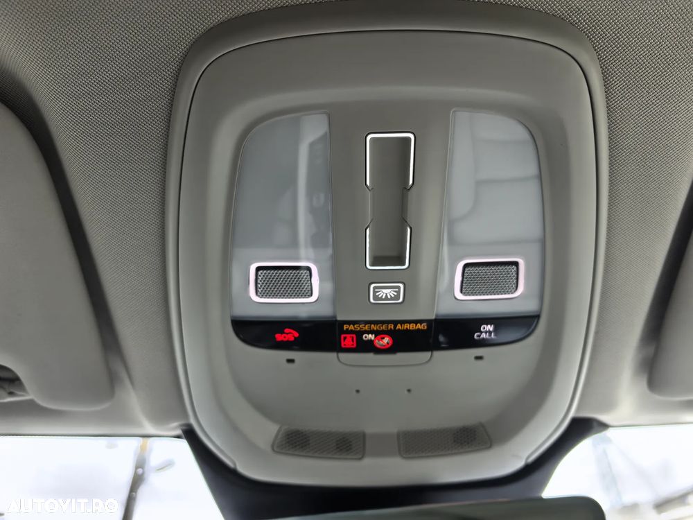 Volvo XC 60 T8 AWD Recharge Geartronic Inscription Expression - 23