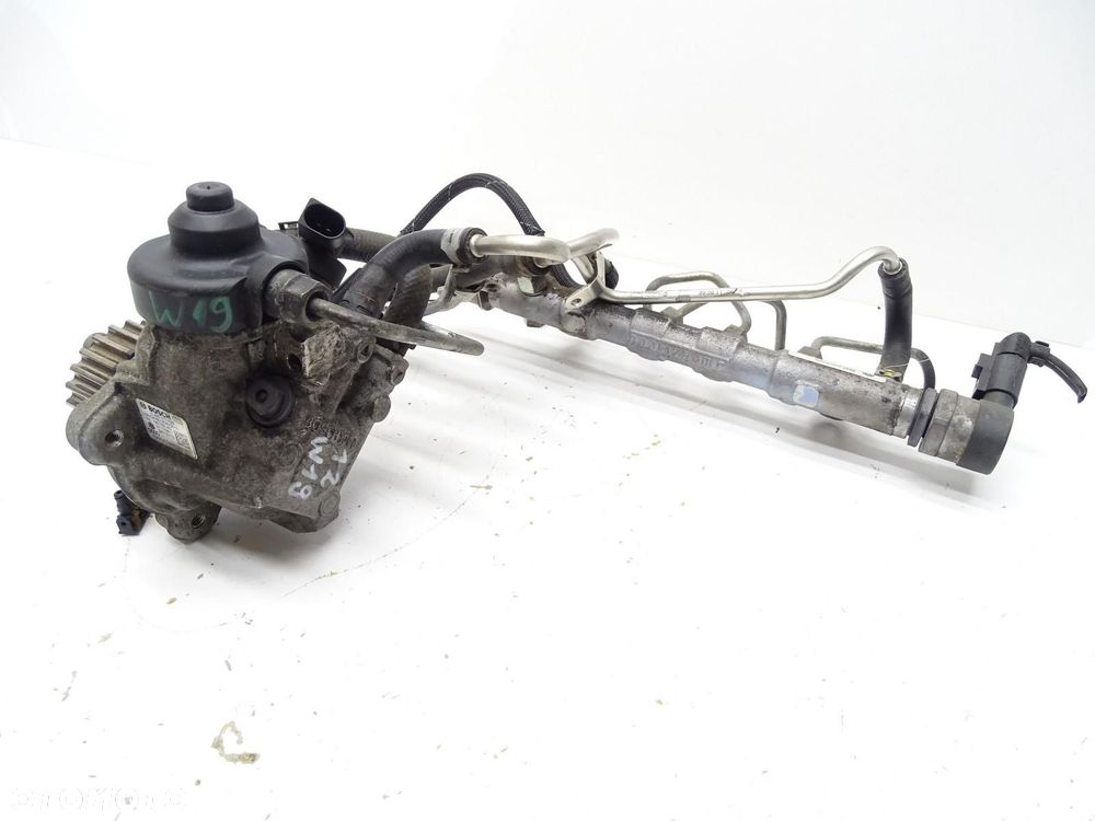 POMPA LISTWA WTRYSKOWA PALIWA CFG 03L130755AC 2.0 TDI A4 B8 A5 8T Q5 A6 C7 - 2