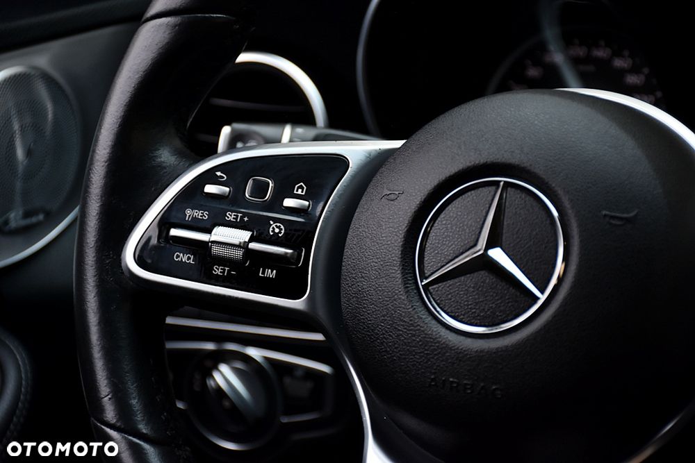 Mercedes-Benz Klasa C 300 9G-TRONIC Exclusive - 29