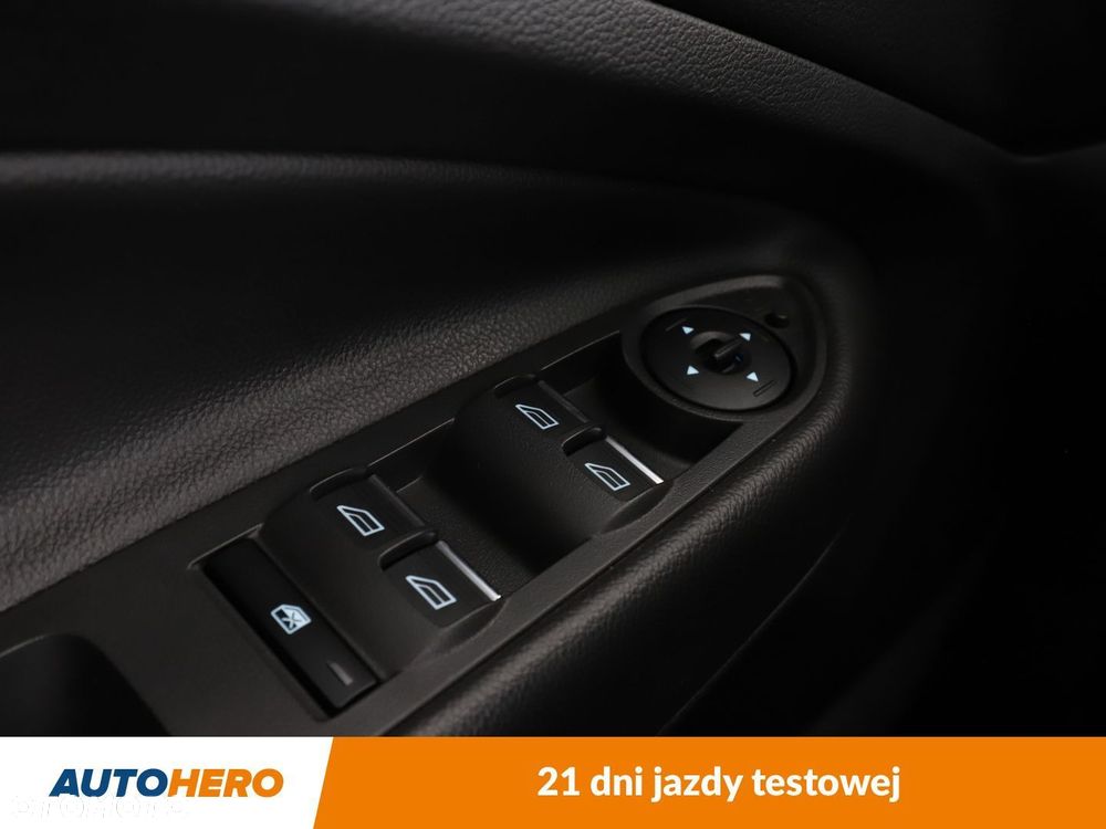 Ford Kuga - 30