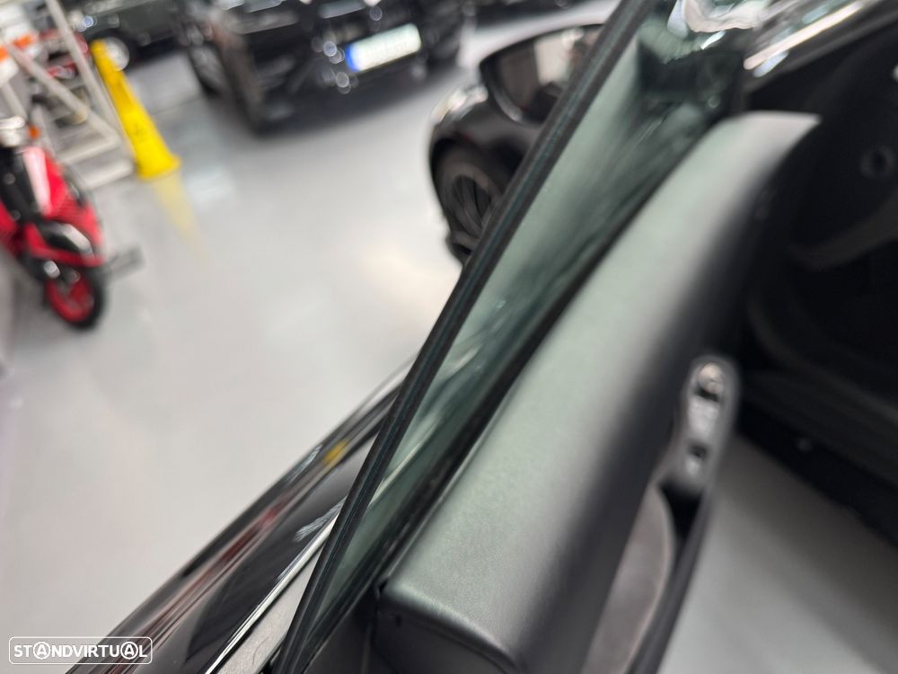 Aston Martin Vantage Roadster V8 F1 Edition - 33