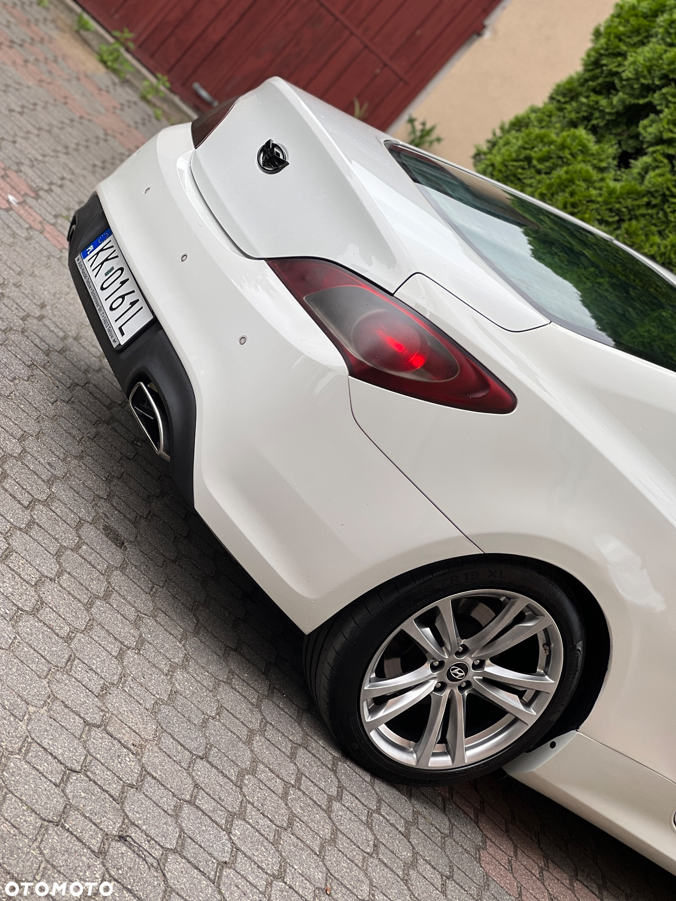 Hyundai Genesis Coupe - 21