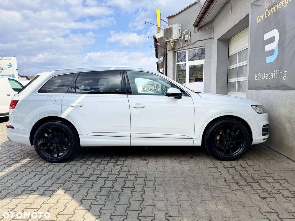 Audi Q7 - 8