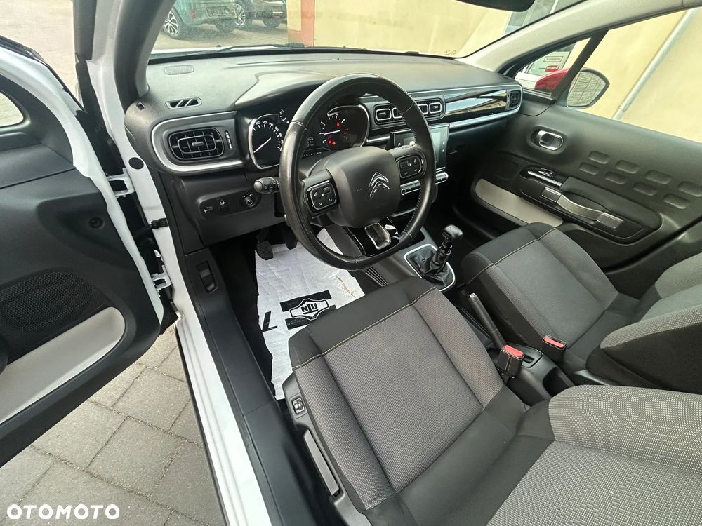 Citroën C3 1.2 PureTech Shine S&S - 17