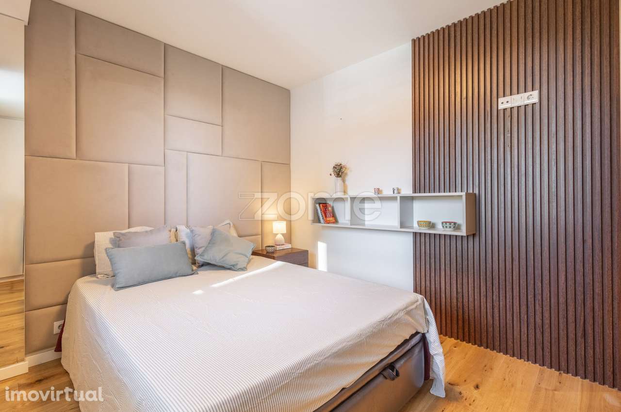 Qualidade de Vida Junto ao Mar: T2 Contemporâneo com Garagem e Vara... - Grande imagem: 2/44