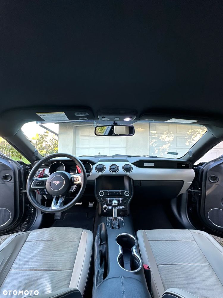 Ford Mustang 5.0 V8 GT - 11