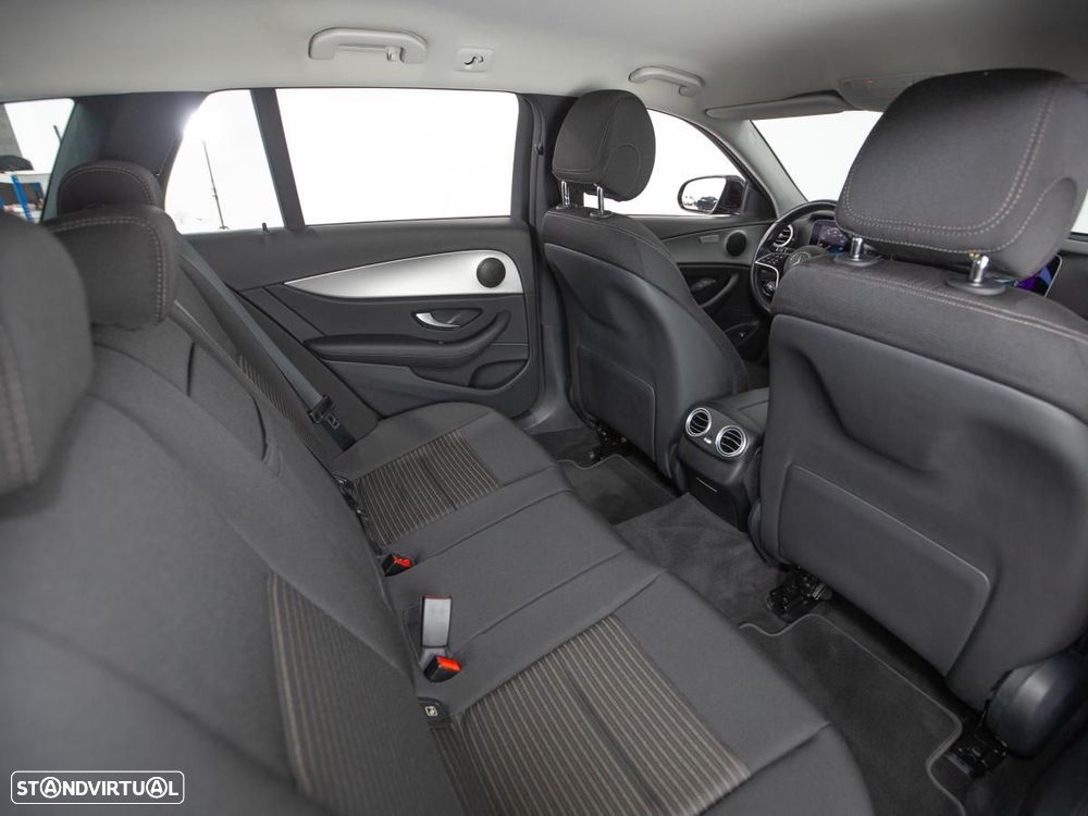 Mercedes-Benz E 300 de Avantgarde - 11