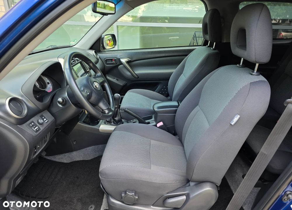 Toyota RAV4 - 17