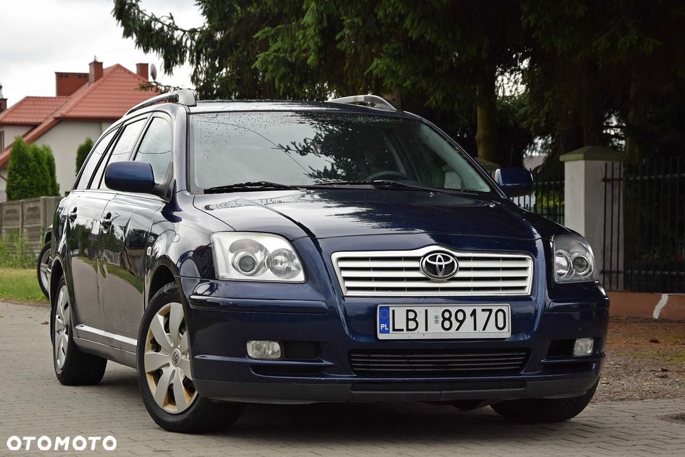 Toyota Avensis - 4