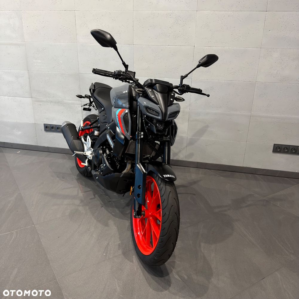 Yamaha MT - 4