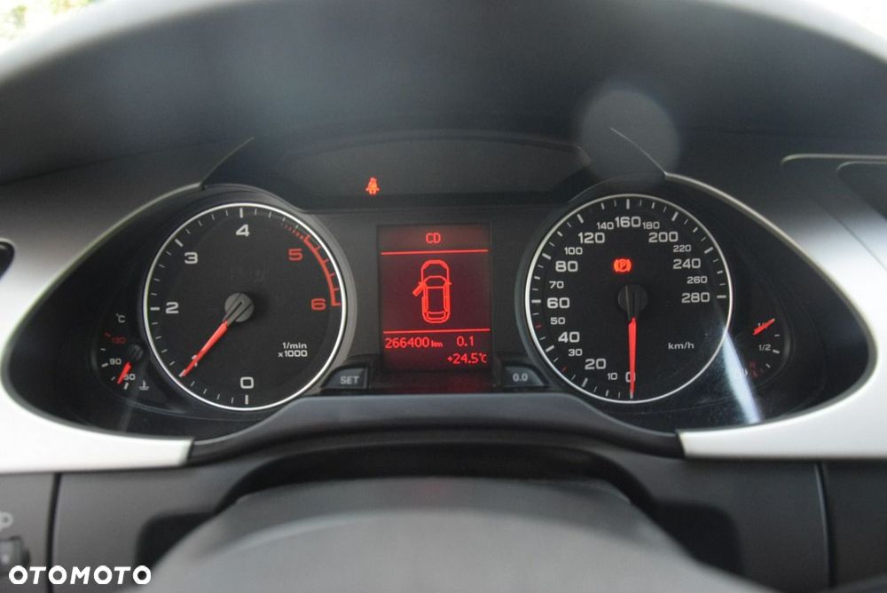 Audi A4 Avant 2.0 TDI DPF Attraction - 30