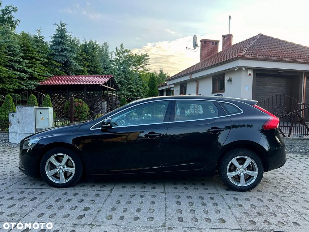 Volvo V40 D2 Geartronic Momentum - 4