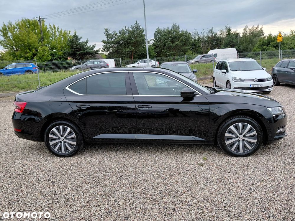 Skoda Superb 2.0 TSI Style DSG - 33