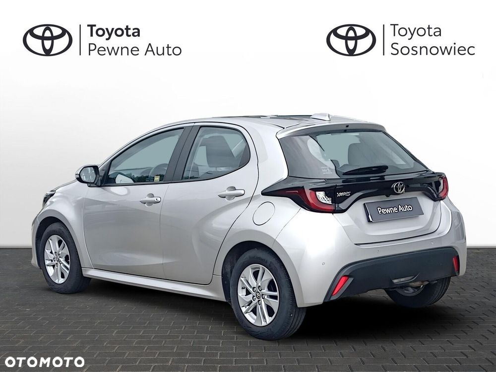 Toyota Yaris 1.5 Comfort - 4