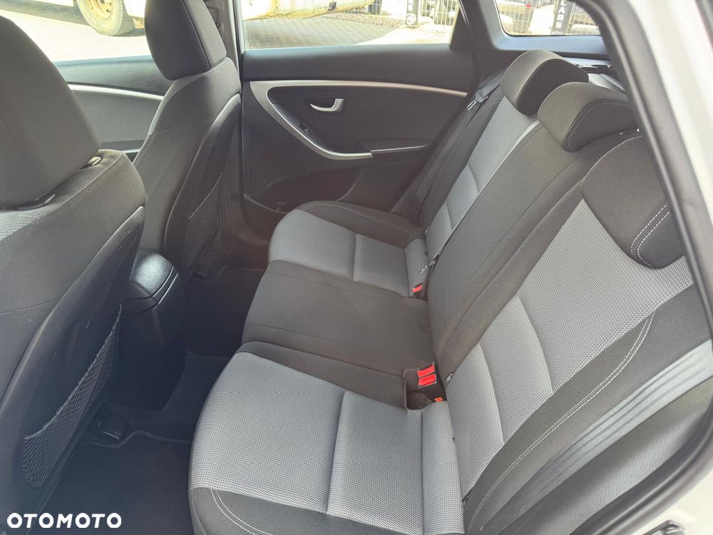 Hyundai i30 - 33