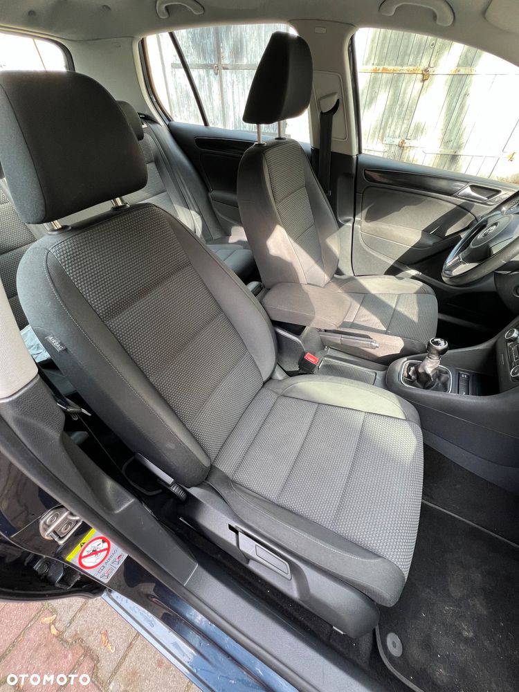 Volkswagen Golf - 14