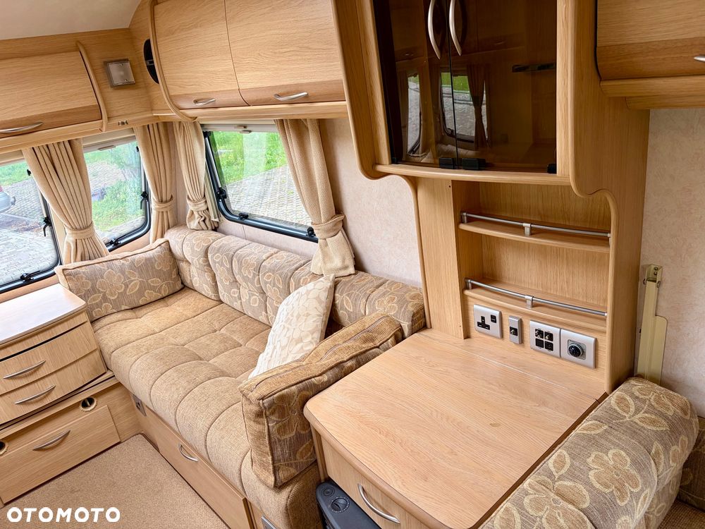 Coachman Amara 520/4 - 11