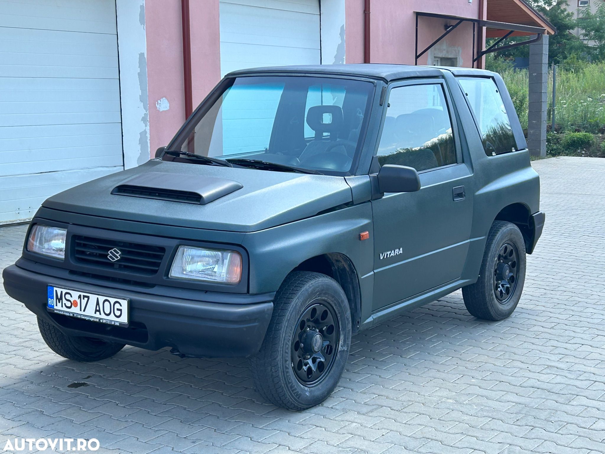 Suzuki Vitara - 1