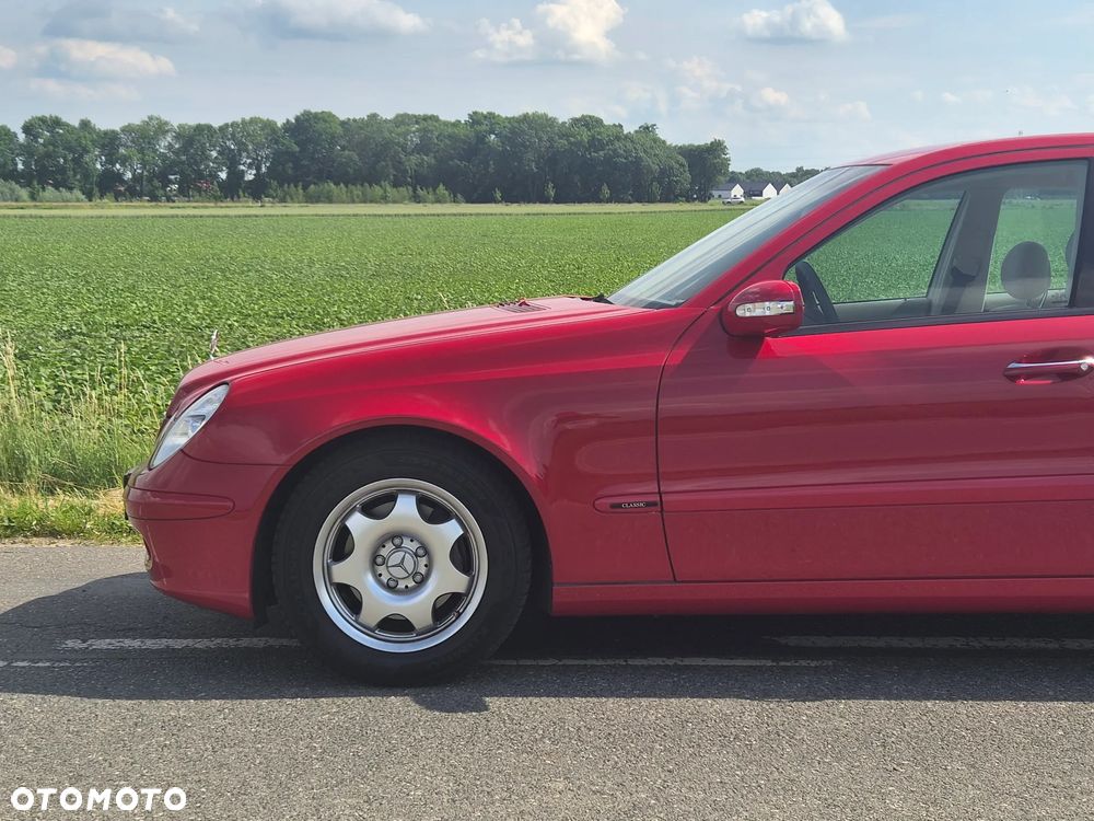 Mercedes-Benz Klasa E 320 Classic - 10