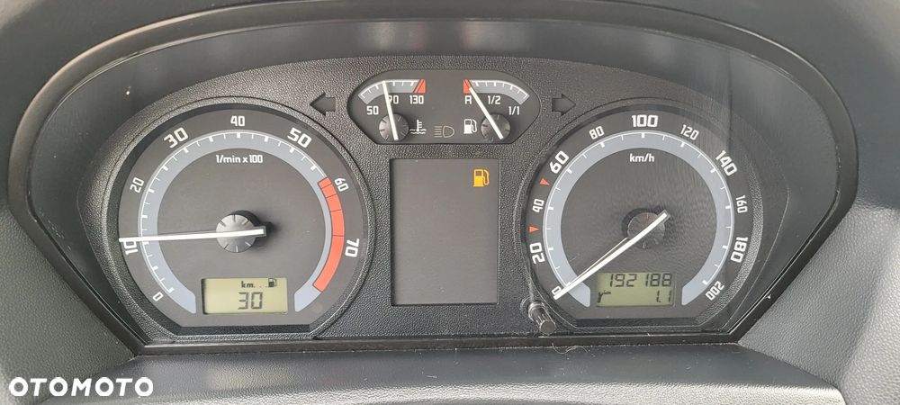 Skoda Fabia 1.4 16V Style Edition - 6