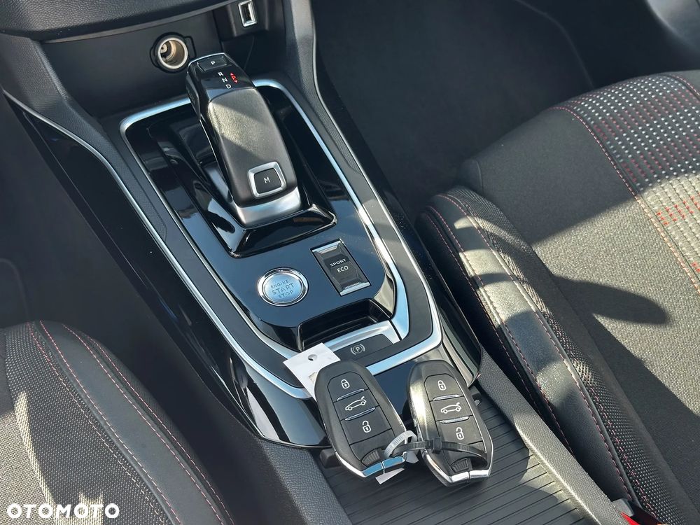 Peugeot 308 BlueHDi 130 EAT8 Stop & Start GT Pack - 32